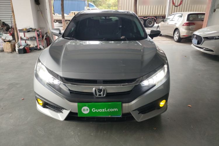 Used Honda Civic 2016 220TURBO CVT Prestige Edition
