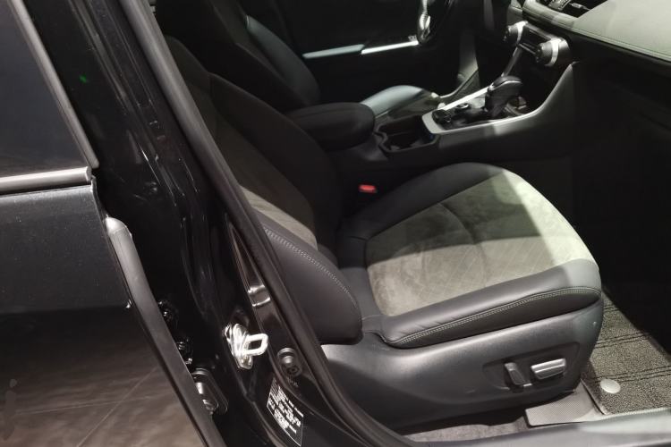 Used Toyota RAV4 2023 2.0L CVT 4x4 Explorer Flagship Edition