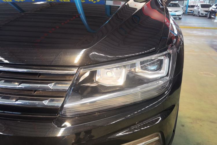 Used Volkswagen Tiguan L 2021 330TSI Automatic Two-Wheel Drive Smart Edition
