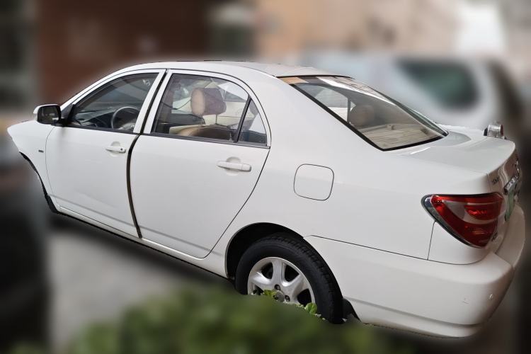 Used Toyota Corolla EX 2013 1.6L Automatic Luxury Edition