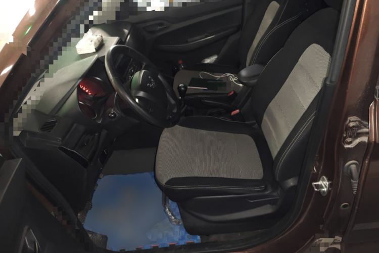 Used Wuling Hongguang 2019 1.5L S Basic Version China VI Standard LAR
