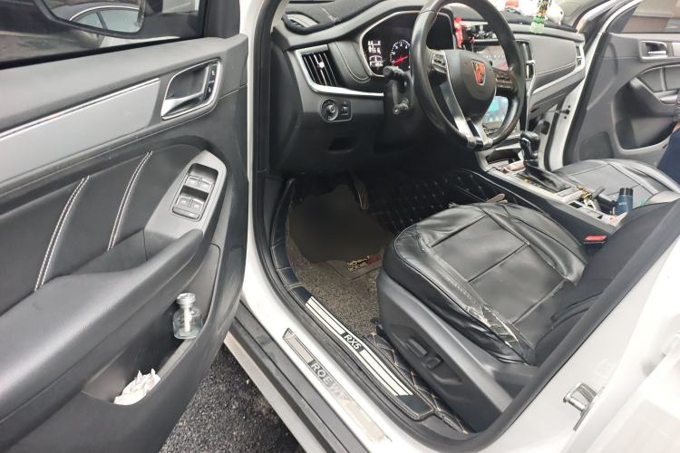 Used Roewe RX5 2018 20T Two-Wheel Drive Automatic Internet Smart Edition