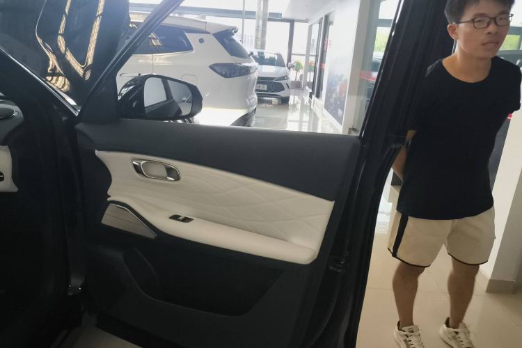 Used  Galaxy Xingjian 7 EM-i 2025 120km Exploration+ Version
