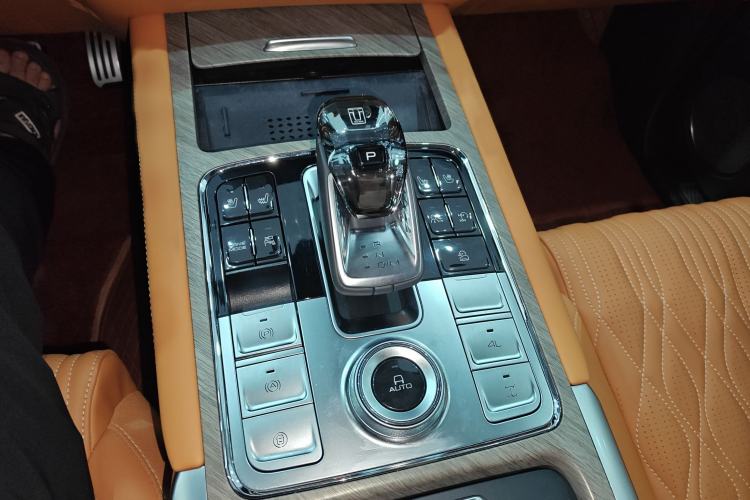 Used Tank 500 New Energy 2023 Hi4-T
