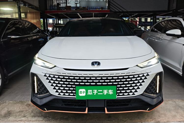 Used Changan UNI-V 2023 2.0T Leading-Speed Edition