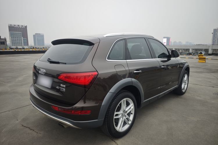 Used Audi Q5 2017 Plus 40 TFSI Technology Model
