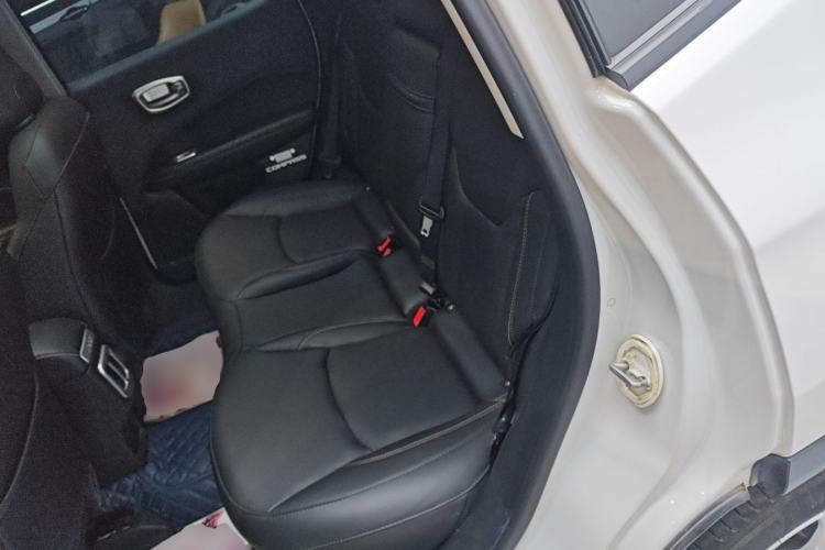 Used Jeep Compass 2017 200T Automatic Family Enjoyment Four-Wheel Drive Edition
