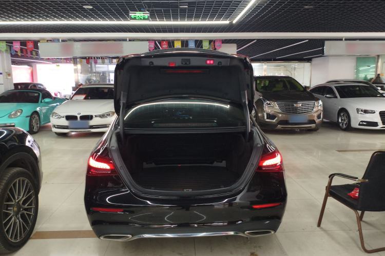 Used Mercedes-Benz E-Class 2021 Restyled E 300 L Sporty and Stylish Edition
