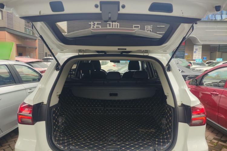 Used Roewe RX5 2019 20T Two-Wheel Drive Automatic 4G Connected Platinum Edition
