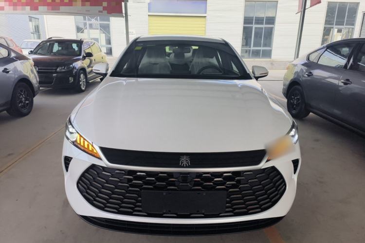 Used BYD Qin PLUS 2025 DM-i Smart Drive 55KM Leading Model
