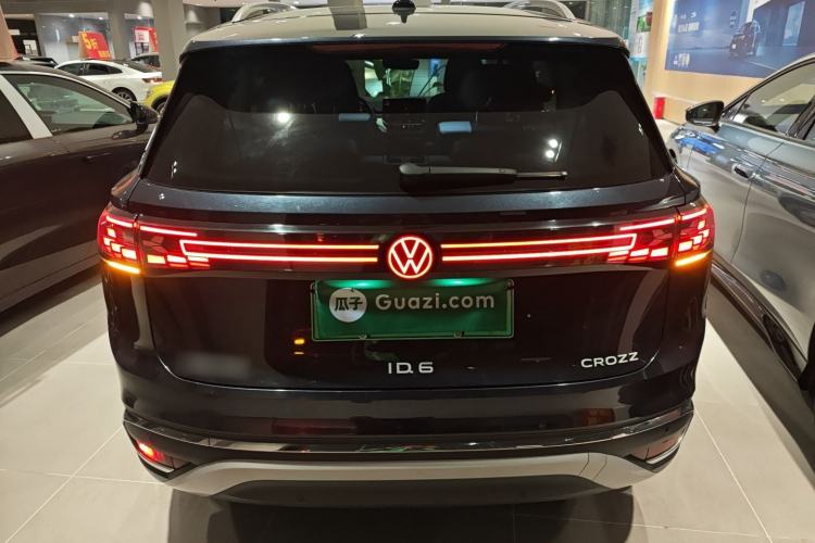 Used Volkswagen ID.6 CROZZ 2022 Long-Range PRO Edition
