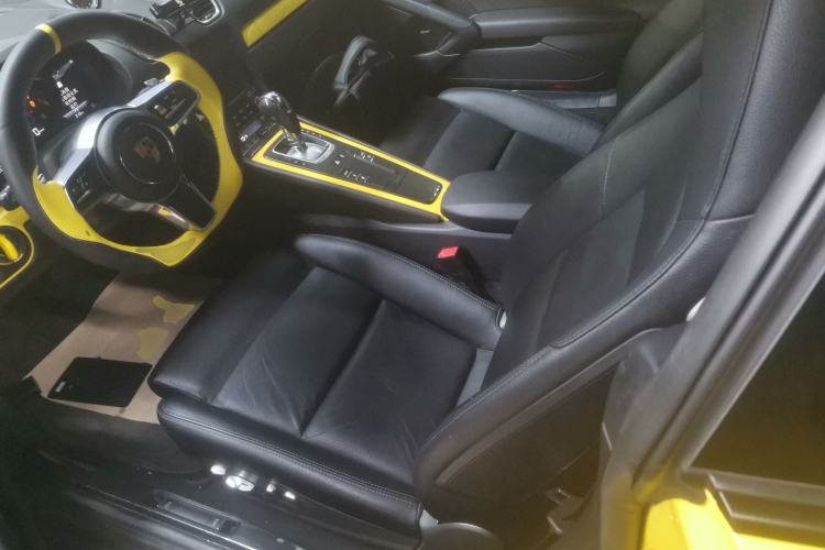 Used Porsche 718 2018 Cayman 2.0T
