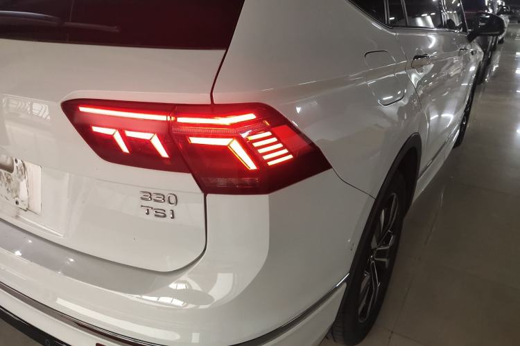 Used Volkswagen Tiguan L 2023 330TSI Automatic Two-Wheel Drive R-Line Enjoyment Edition