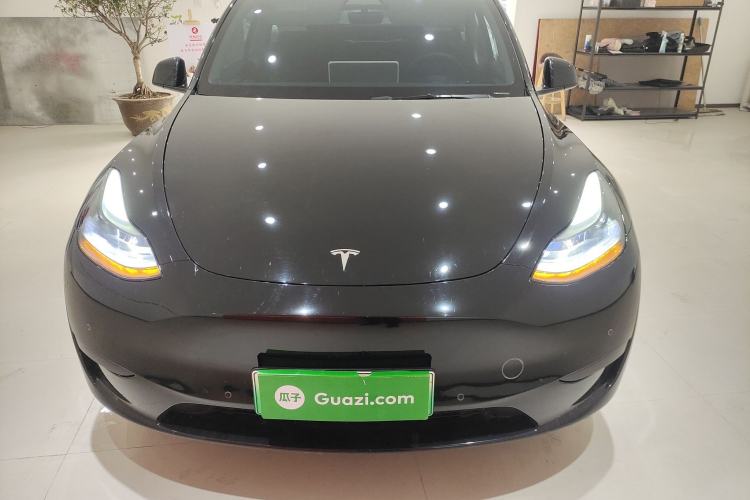 Used Tesla Model Y 2023 Rear-Wheel-Drive Version
