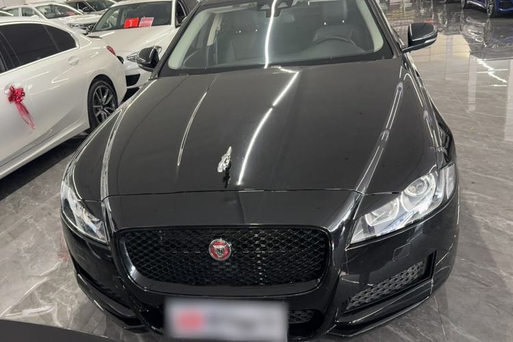 Used Jaguar XFL 2020 XFL 2.0T P200 Two-Wheel-Drive Rally Flag Edition
