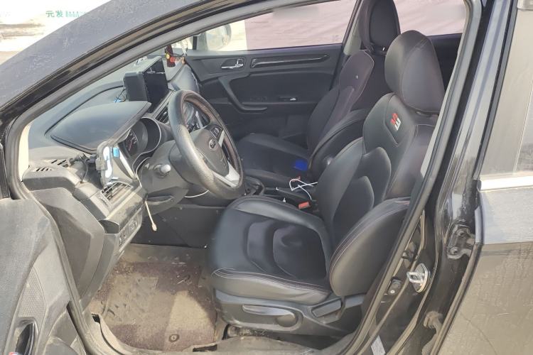 Used  Refine S3 2017 1.6L Manual Luxury Smart Model