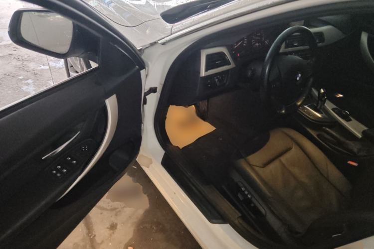 TDK.VehicleDetails.img