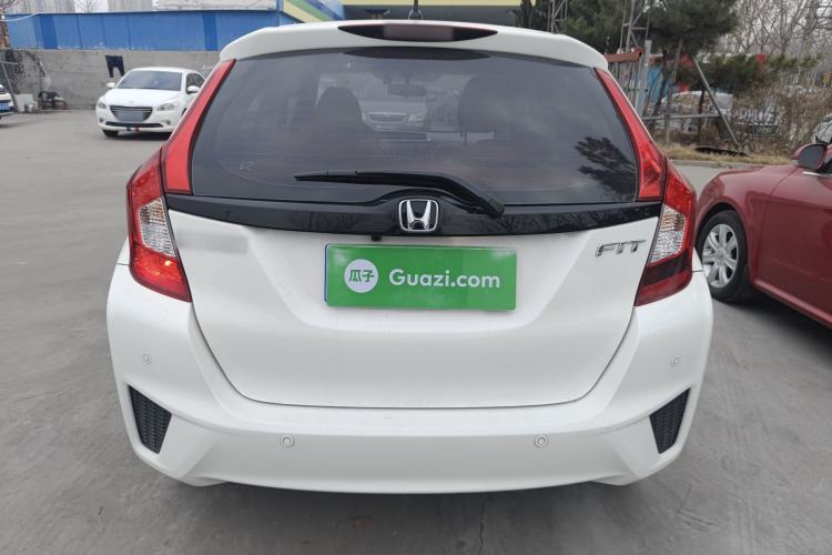 Used Honda Fit 2016 1.5L SES CVT Fashion Sunroof Edition
