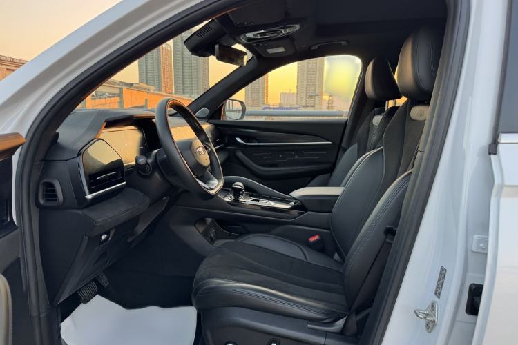 Used Geely Auto Monjaro L 2024 2.0TD High-Power Automatic Two-Wheel Drive Skyline Edition
