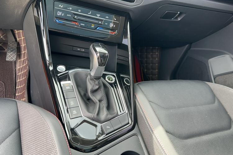 Used Volkswagen Tayron 2021 330TSI Two-Wheel Drive Luxury Connected Version Plus
