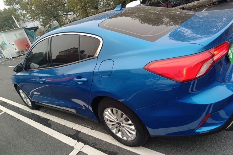 Used Ford Focus 2021 Sedan EcoBoost 180 Automatic Trendy Model
