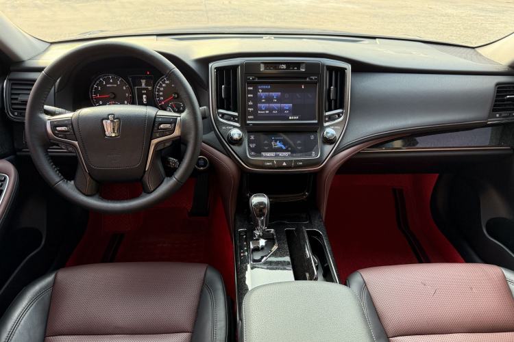 Used Toyota Crown 2018 2.0T Sport Edition
