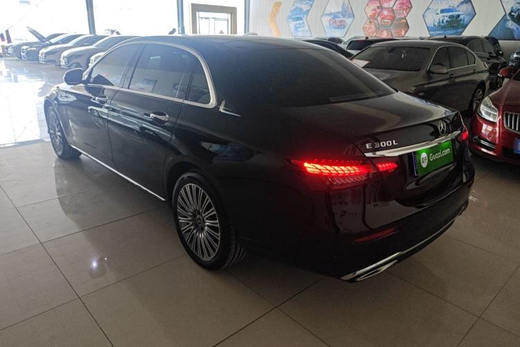 Used Mercedes-Benz E-Class 2022 Second Facelift E 300 L Fashion Edition
