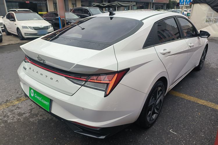 Used Hyundai Elantra 2022 1.5L CVT LUX Prestige Edition