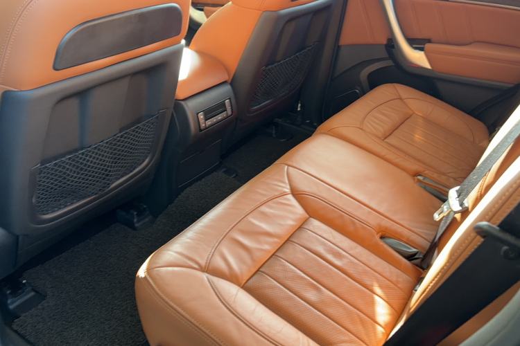 Used Haval H9 2015 2.0T Four-Wheel Drive Luxury 7-Seater
