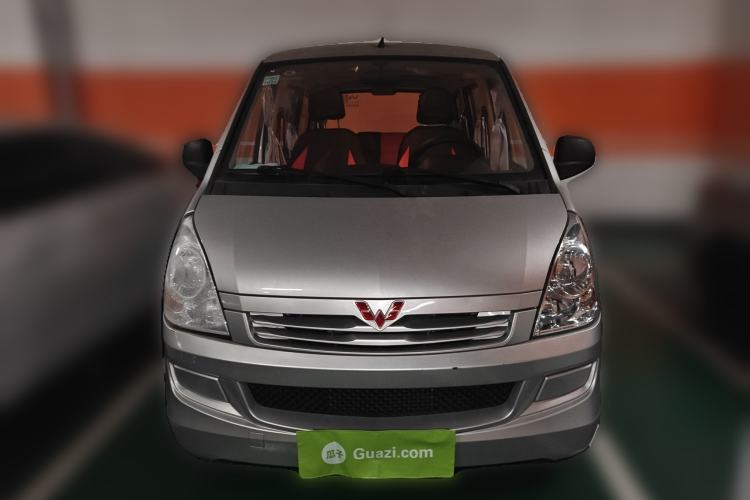 Used Wuling Rongguang S 2021 1.2L Base Model 7-Seater LSI
