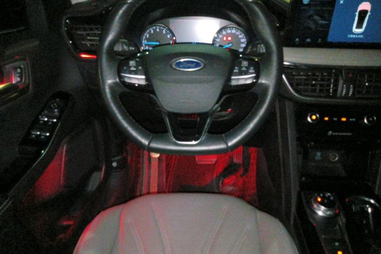 Used Ford Escape 2020 EcoBoost 245 Four-Wheel Drive Titanium Edition
