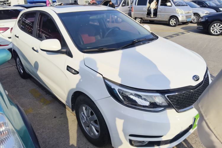 Used Kia K2 2015 Hatchback 1.4L AT GLS Cool Edition
