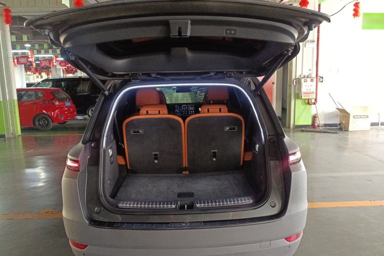 Used Li Auto L9 2022 Max model
