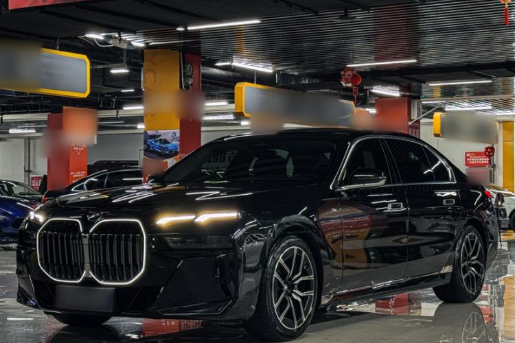 Used BMW 7 Series 2023 735Li M Sport Package