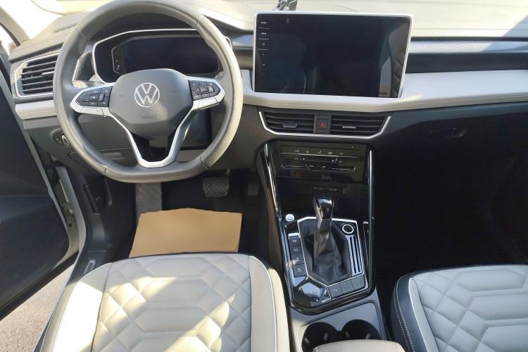 Used Volkswagen Tayron 2023 300TSI Two-Wheel-Drive Luxury Plus Advanced Edition
