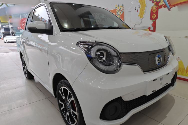 Used Brilliance Xinri i03A 2022 Online Booking Custom Edition
