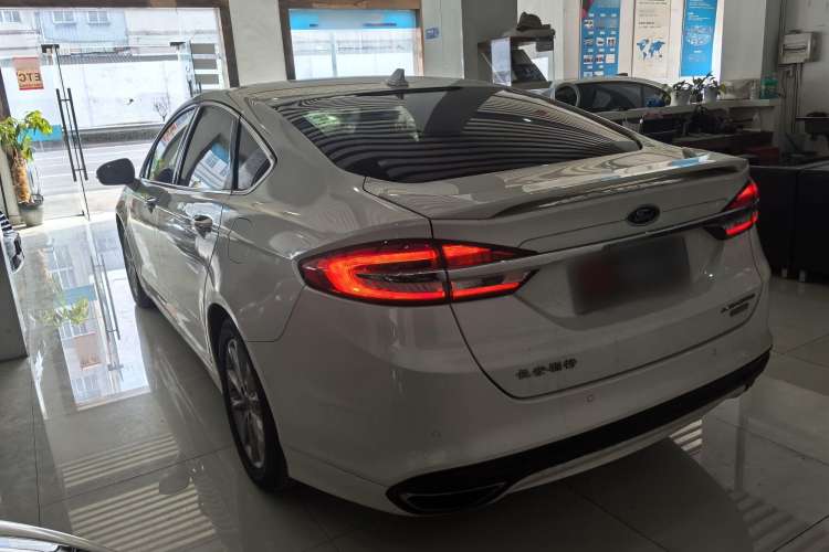 Used Ford Mondeo 2017 EcoBoost 180 Stylish Model
