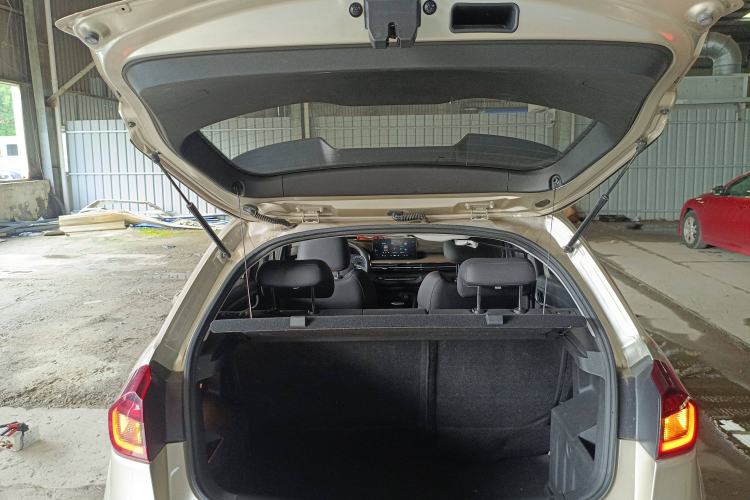 Used Geely Auto Vision X3 2021 PRO 1.5L CVT Deluxe Model
