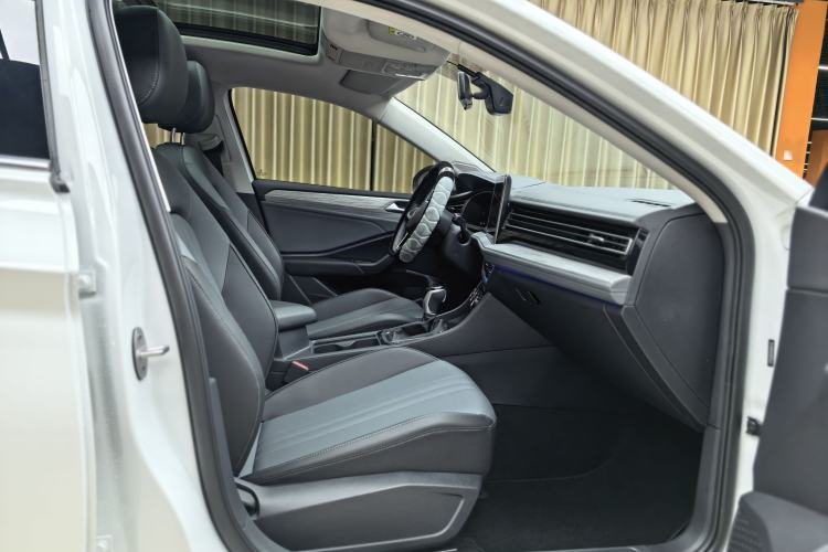 Used Volkswagen Sagitar 2026 Model 30 Million Units Selected 300TSI DSG Surpassing Edition
