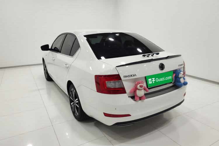 Used Skoda Octavia 2017 1.6L Automatic Smart Drive Edition