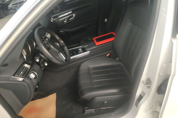 Used Mercedes-Benz E-Class 2015 Facelift E 200 L Sport Edition
