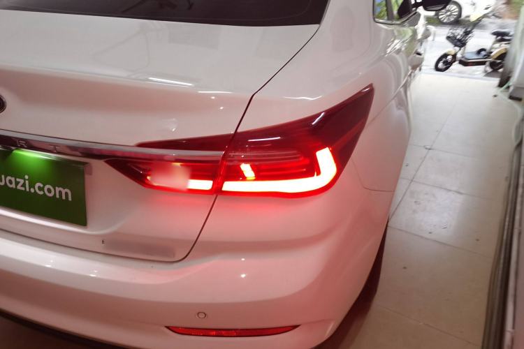 Used Ford Escort 2021 1.5L Automatic Diamond Edition
