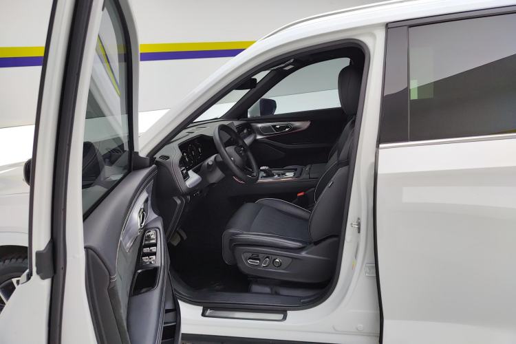 Used GAC Trumpchi GS8 2022 Double-Energy Series 2.0TM Four-Wheel Drive Premium Edition (7 Seats)
