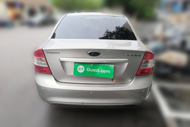 Used Ford Focus 2013 Sedan Classic 1.8L Automatic Base Model
