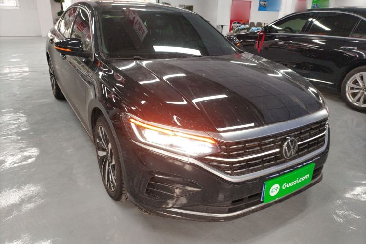 Used Volkswagen Passat 2023 380TSI Flagship Edition