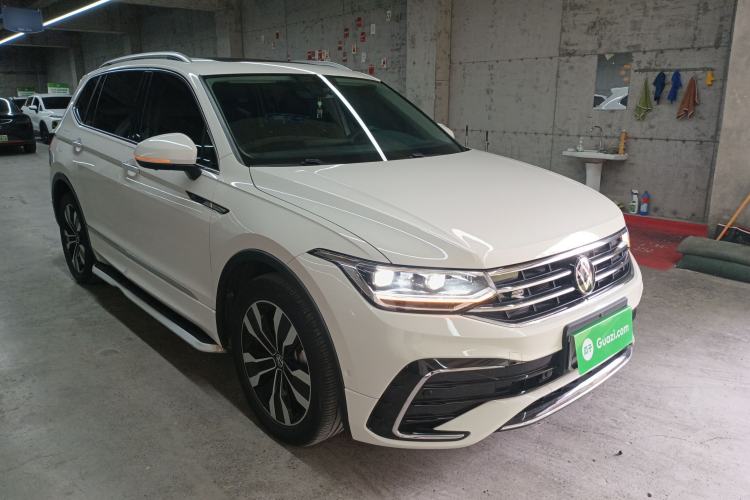 Used Volkswagen Tiguan L 2022 330TSI Automatic Two-Wheel Drive R-Line Enhanced Edition
