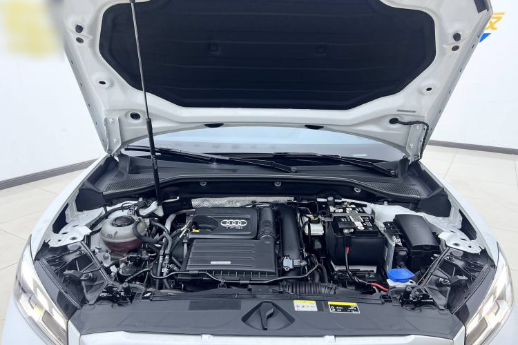 Used Audi Q2L 2022 35 TFSI Progressive Dynamic Edition
