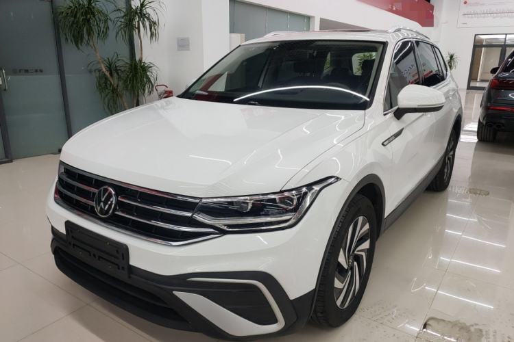 Used Volkswagen Tiguan L 2024 300TSI Automatic Two-Wheel Drive Smart Edition