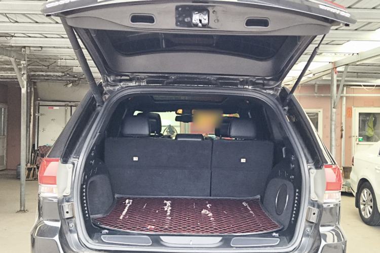 Used  Grand Cherokee (Import) 2015 3.0L Comfort Navigation Edition
