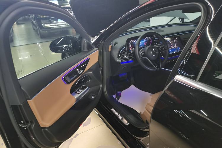 Used Mercedes-Benz E-Class 2024 Facelift E 260 L 4MATIC
